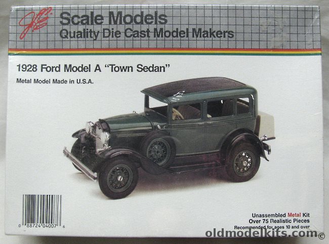 Scale Models 1/20 1928 Ford Model A Town Sedan - (ex Hubley), 4007 plastic model kit